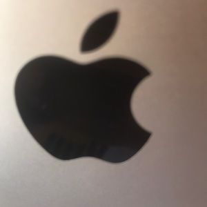 Meet your Posher, Dominique